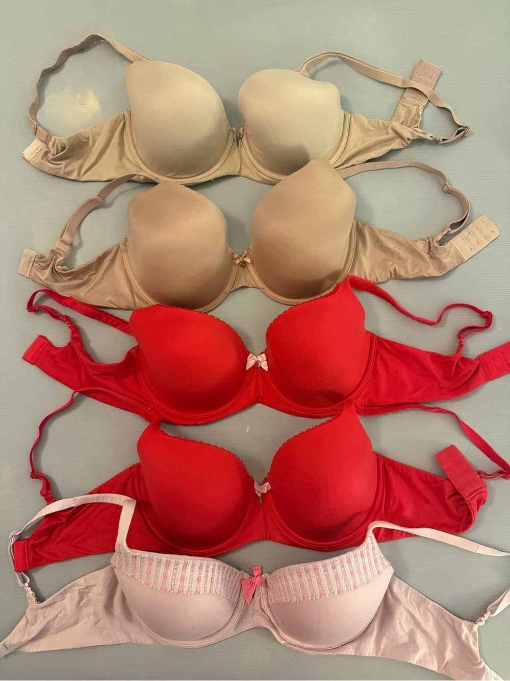 Victoria's Secret Beige, Red & Light Pink Underwire Bra Lot